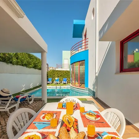 Vila Holiday Home In Albufeira Near Marina Albufeira