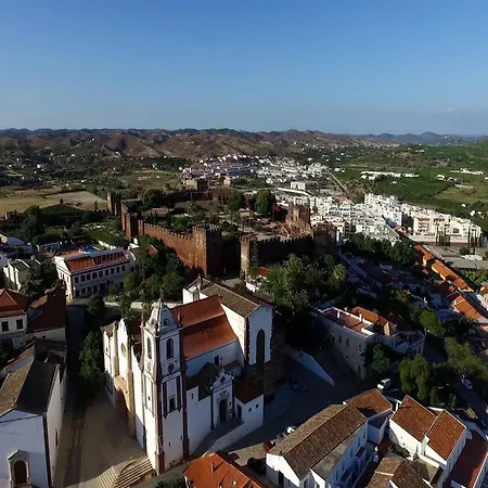 Holiday Home In Albufeira Near Marina * אלבופיירה